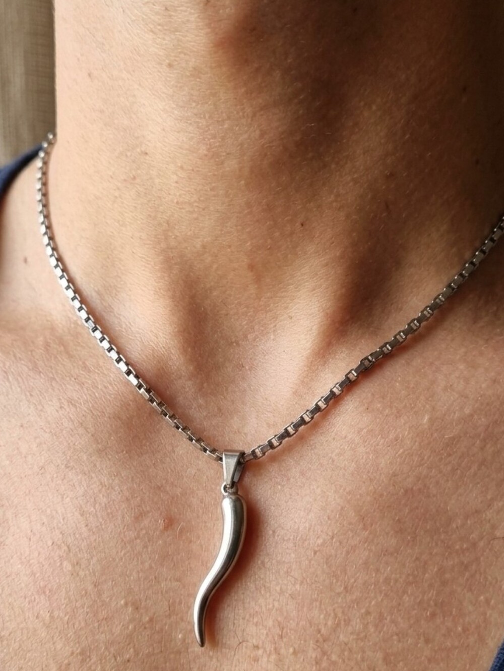 Stainless Steel Curved Horn Pendant Necklace